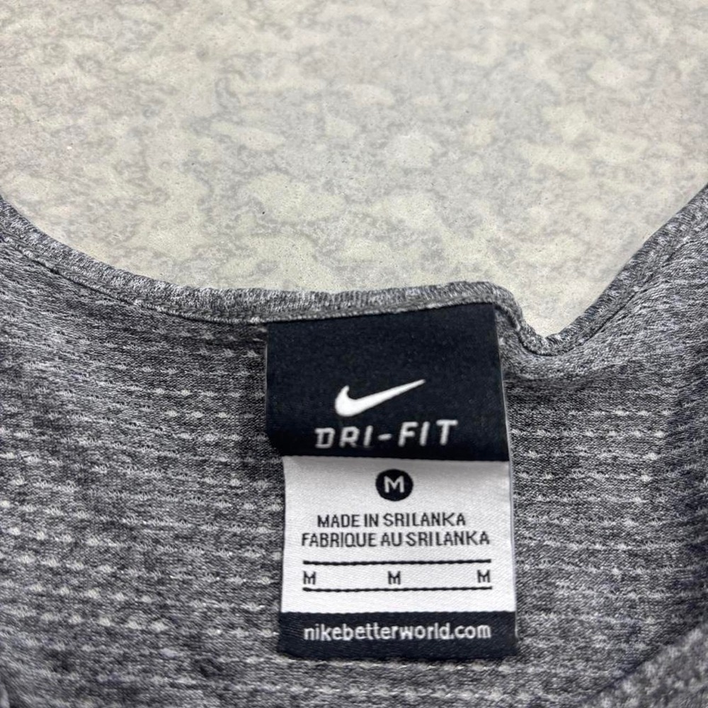 Nike Dri-FIT Gray Tank Top with White Swoosh Women's Size M - Picture 2 of 4